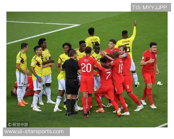 泰国队激烈拼抢频频犯规吃黄牌比赛火药味十足