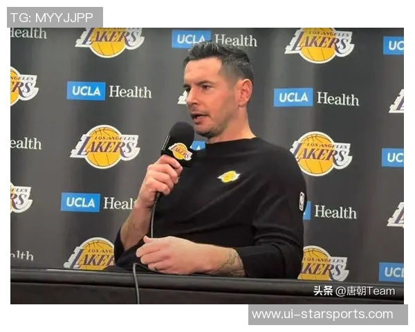 里夫斯谈比赛风格更倾向雷迪克而非克六的自然发挥与个人喜好 里夫斯谈比赛风格更倾向雷迪克而非克六的自然发挥与个人喜好