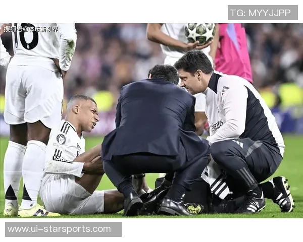 姆巴佩因右脚踝受伤退出法国队集训已回归皇马进行康复治疗