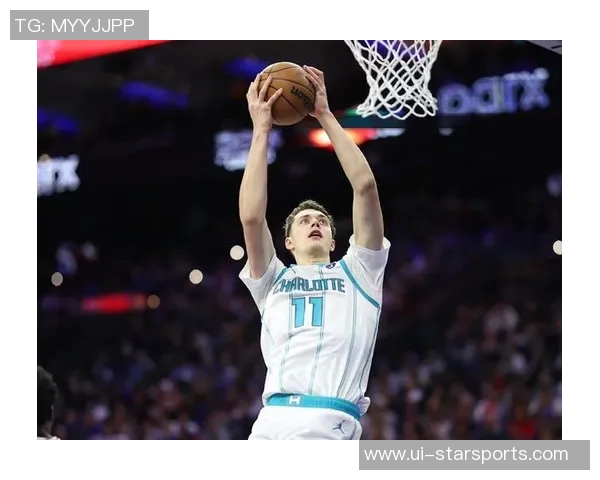 卡尔克布伦纳半场完美表现6中6轻松砍下13分4板1断1帽0失误 卡尔克布伦纳半场完美表现6中6轻松砍下13分4板1断1帽0失误