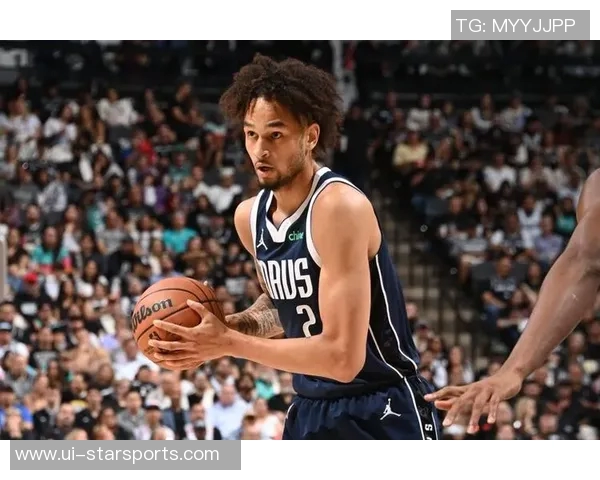 莱夫利幽默回应弗拉格称呼其实两人年龄差距并不大 莱夫利幽默回应弗拉格称呼其实两人年龄差距并不大