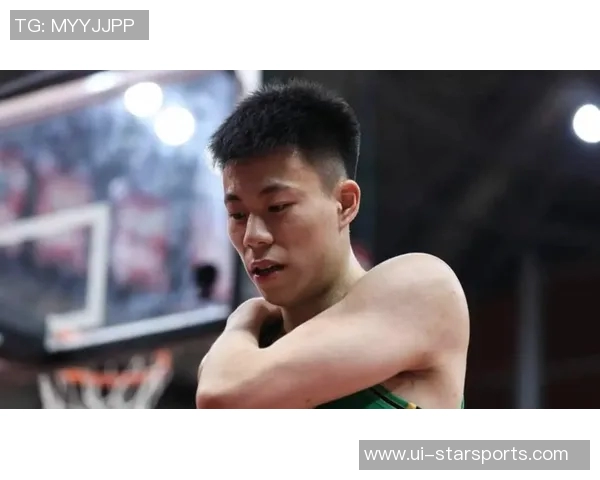 弗格正式加盟上海队新赛季与张镇麟携手再战篮球赛场 弗格正式加盟上海队新赛季与张镇麟携手再战篮球赛场